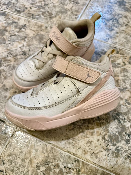 Маратонки Jordan