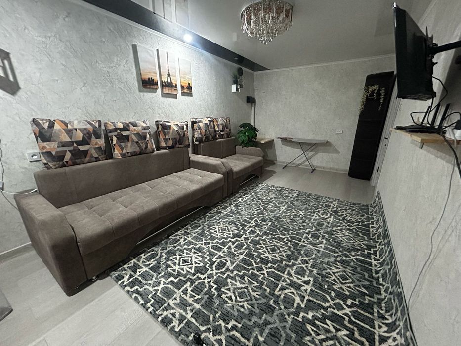 Сдам 2 комн 19 мкр Часы Ночь Сутки