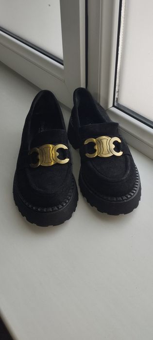 Женская обувь Лоферы.