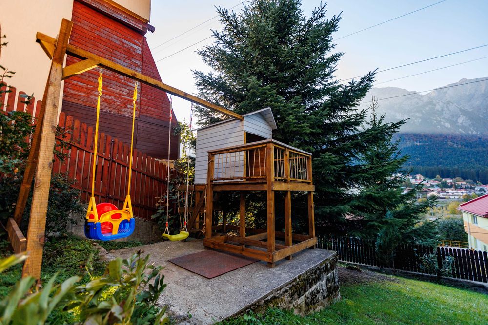 The Bear House 2, Cazare Busteni, Vila de inchiriat cu jacuzzi/ciubar