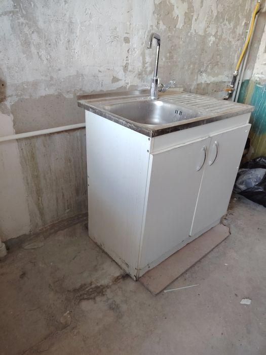 Продам мойку со сместителем