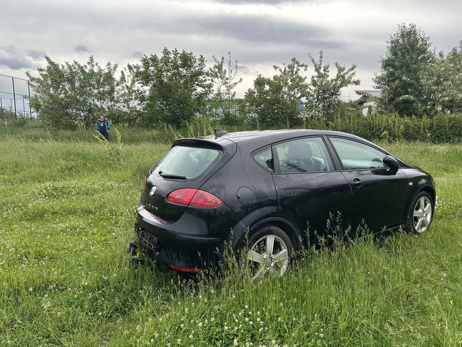 Seat Leon 2.0 TDI 140 CP / Euro 4 alternative cu monovolum de preferat pe GPL