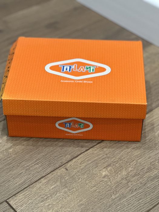 Продам полуботинки