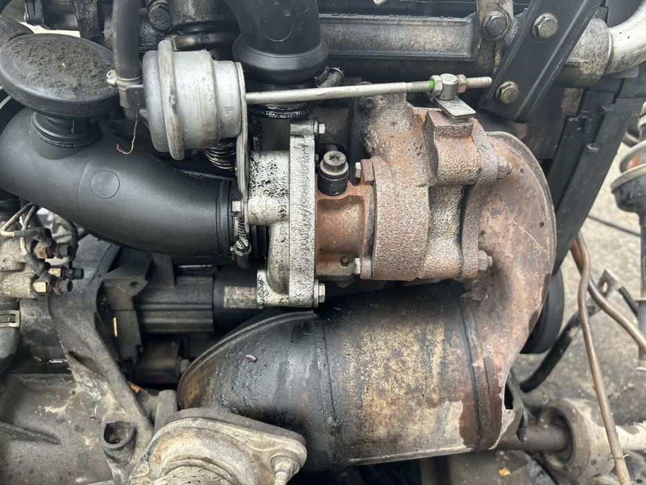 Рено Клио Канго Dacia 1,5DCI Двигател  Турбина