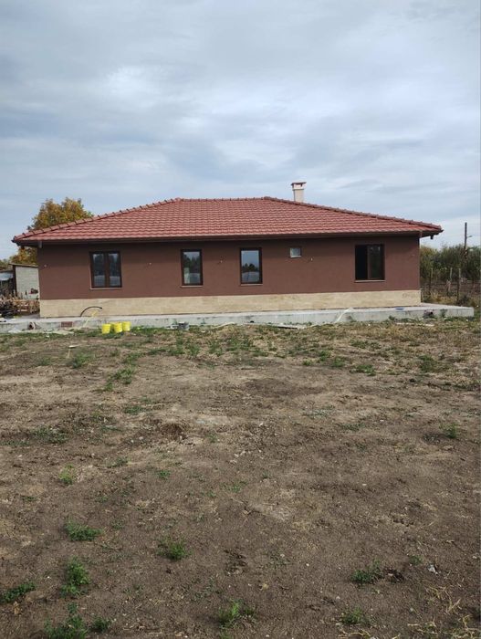 Продава се Къща в с. Конуш, Област Пловдив - 150 кв.м за 6 €/кв.м - Снимка #2