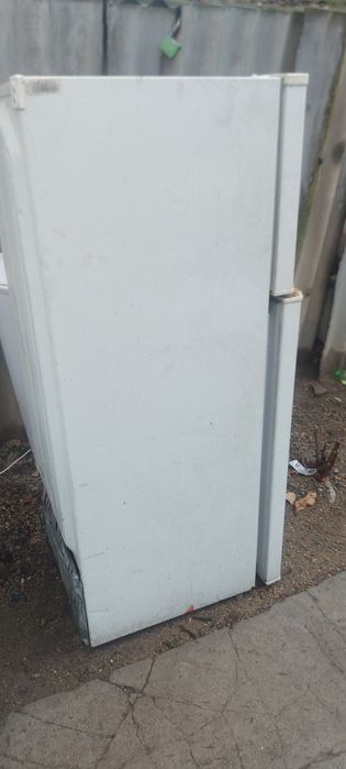 Холодильник и газплита на запчасть