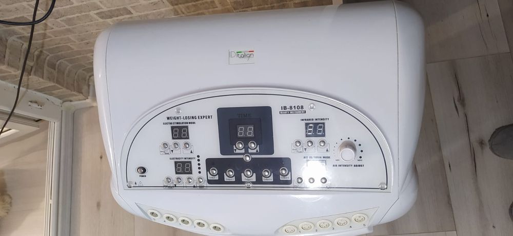 Aparat de presoterapie multifuncțional