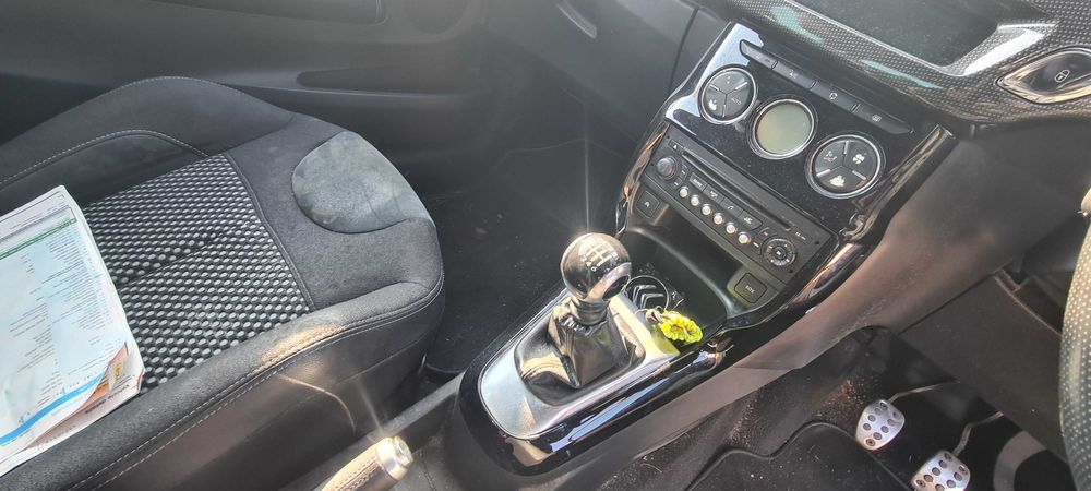 Citroen ds3, на части.