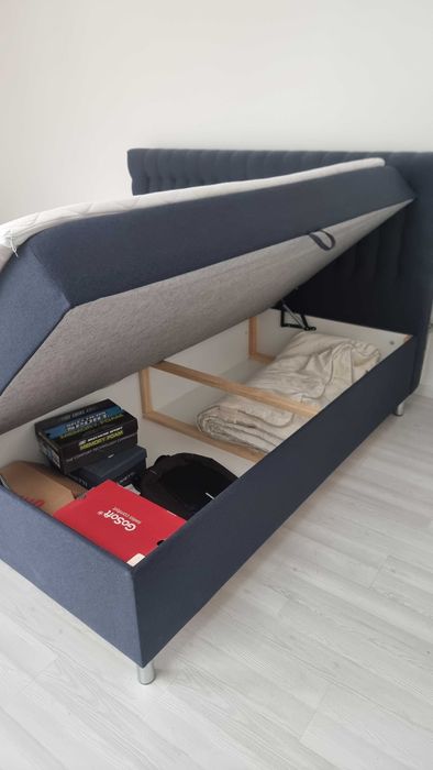 Голяма спалня с място за склад 200×200