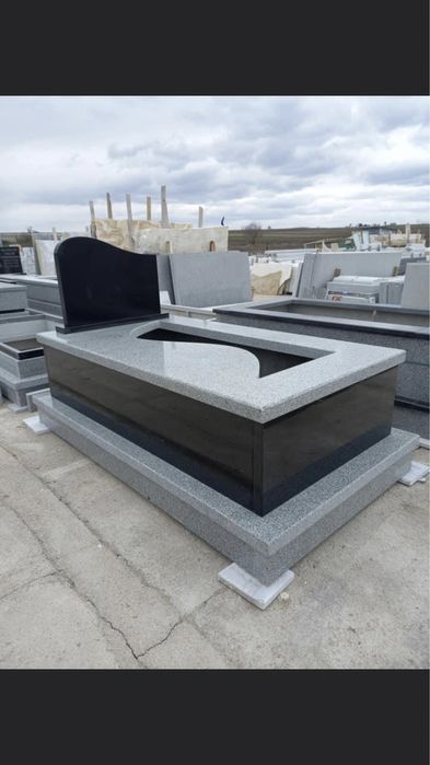 Надгробни паметници