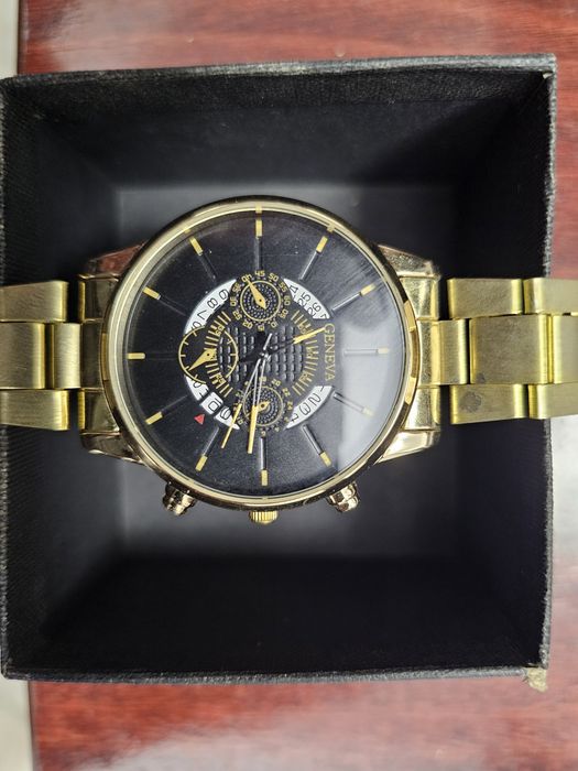 Ceas Bărbătesc Geneva – Auriu cu Cadran Negru, Stil Elegant/Casual
