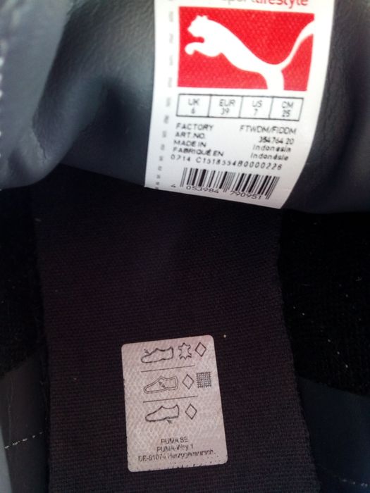 Vand adidași Puma Suede !!