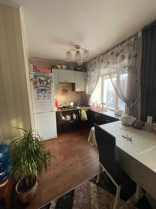 Продам 3 ком квар Центр 19,500 ремонт