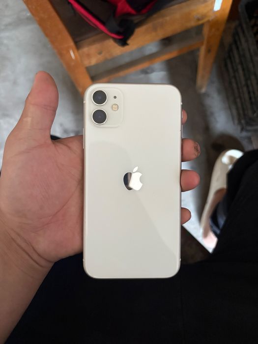 Продам iphone 11 128 гб