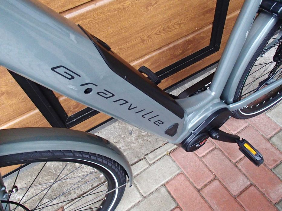 Bicicleta Electrica Bosch Smart Kiox - Nou-Echipata Complet