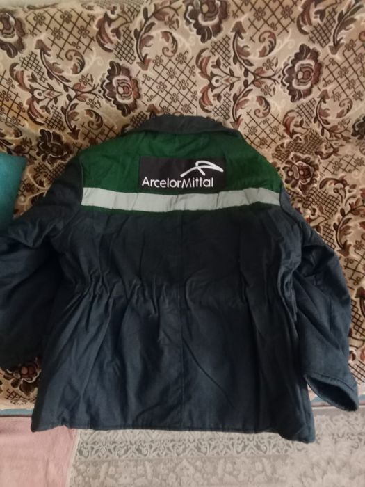 Продаю теплые спецовка