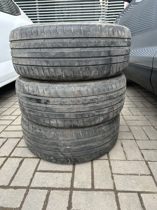 Anvelope vara 225 45 19  michelin pilot dot 1820