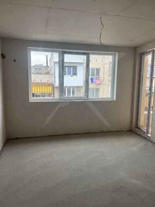 Продава се Двустаен апартамент в Пазарджик, Запад - 69 кв.м за 819 €/кв.м - Снимка #3