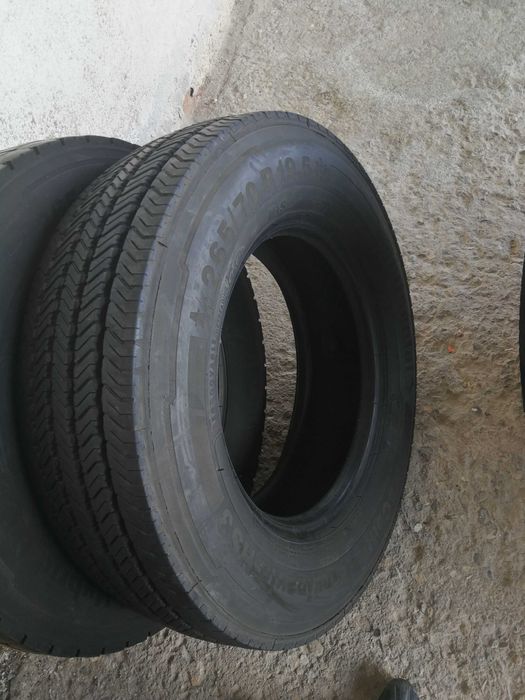 1 гума R19.5 265/70 Continental Scandinavia HS3 140M M+S 300лв. С ДДС