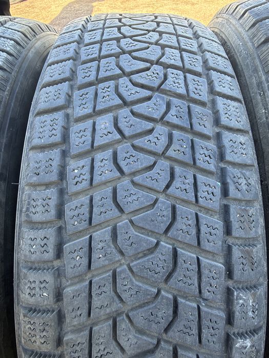 Продам шины Triangle 245/70 R16