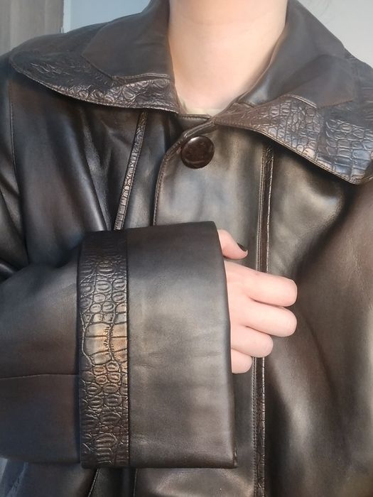 Palton de piele negru