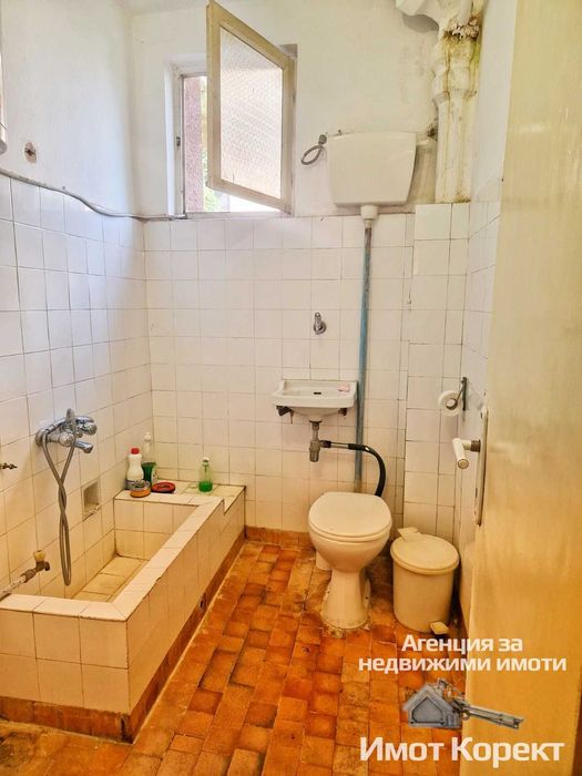 Имот Корект продава Етаж от къща и Гараж, ЦГЧ, Асеновград