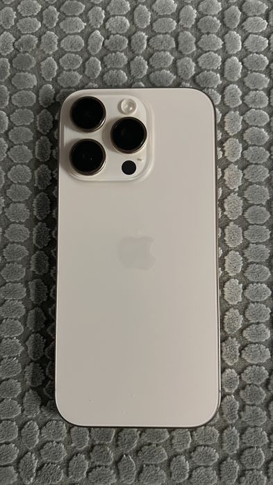 Продам iPhone 16 pro