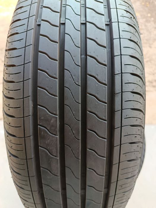 215_60_R16 Yengide 4ta