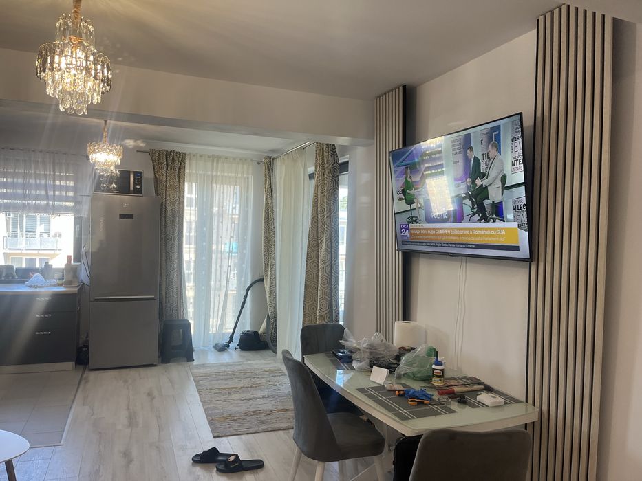 Inchiriez Ap 2 camere , 65 m2 , bloc nou , garaj privat   subsol