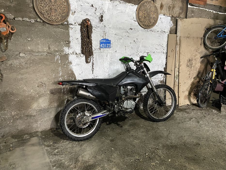 Продам эндуро 250