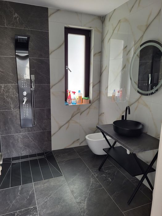 Vand casă strada Lespezi