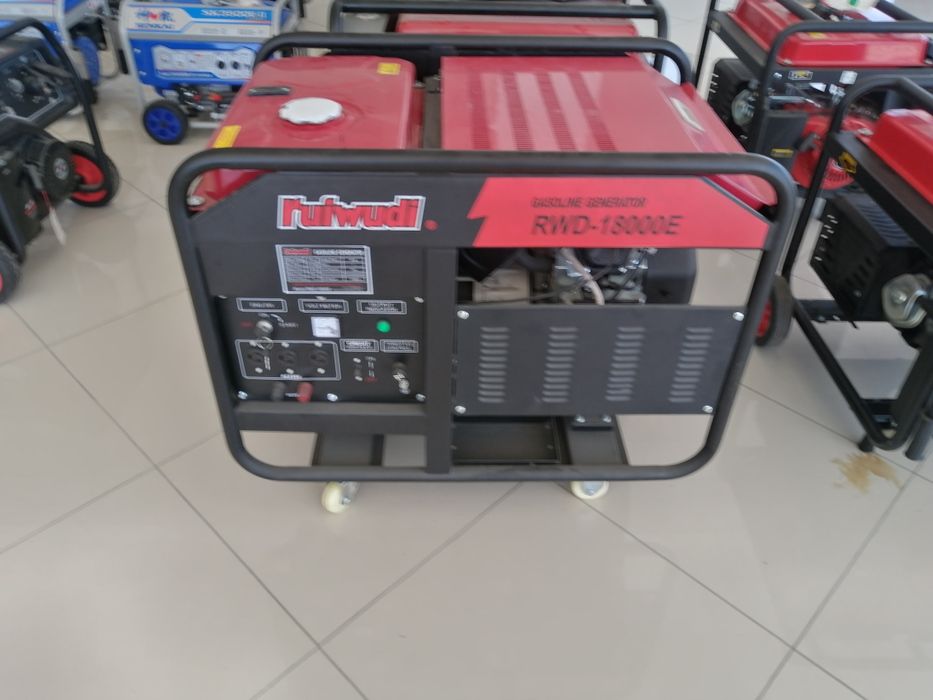 Бензиновый генератор 10. 5 кВт. Бренд Ruiwudi