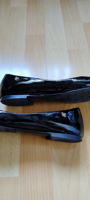 Balerini de lac negri