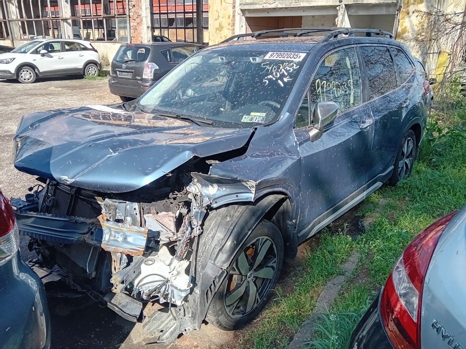 Субару форестер на части