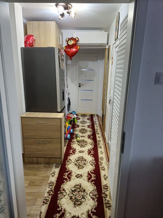 Vand apartament 2 camere zona Calea Dumbravii