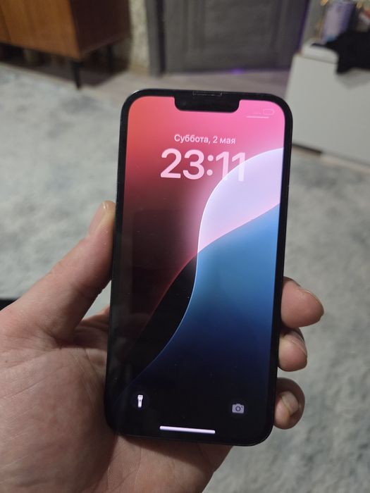 Продам iPhone 13 128Gb  Темно синий