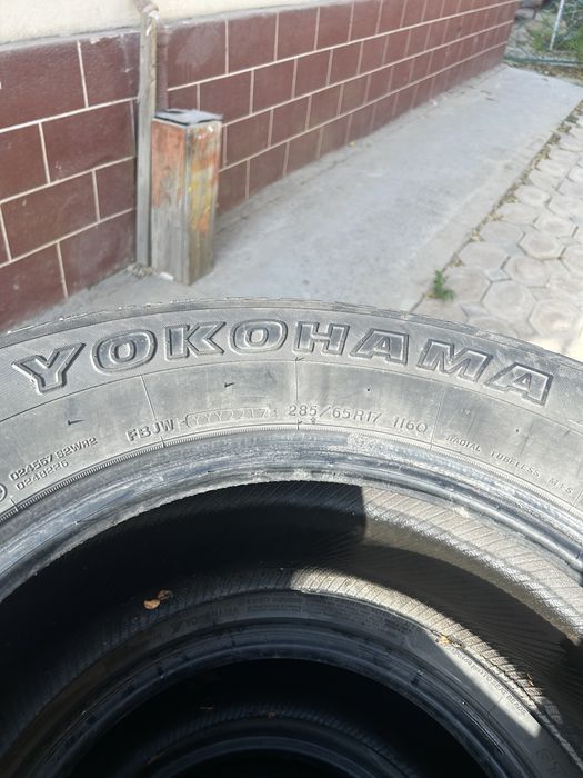 Продам  шины 285/65/17