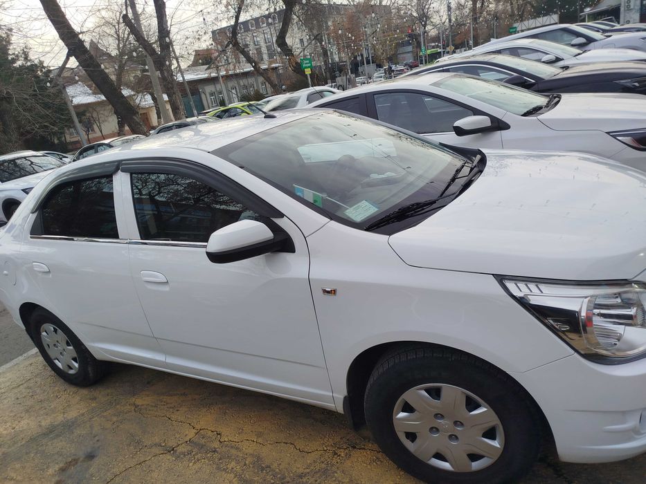 Кобалт сотилади, автомат коробка