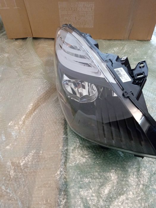 Vand piese Renault Scenic 3 model 2011