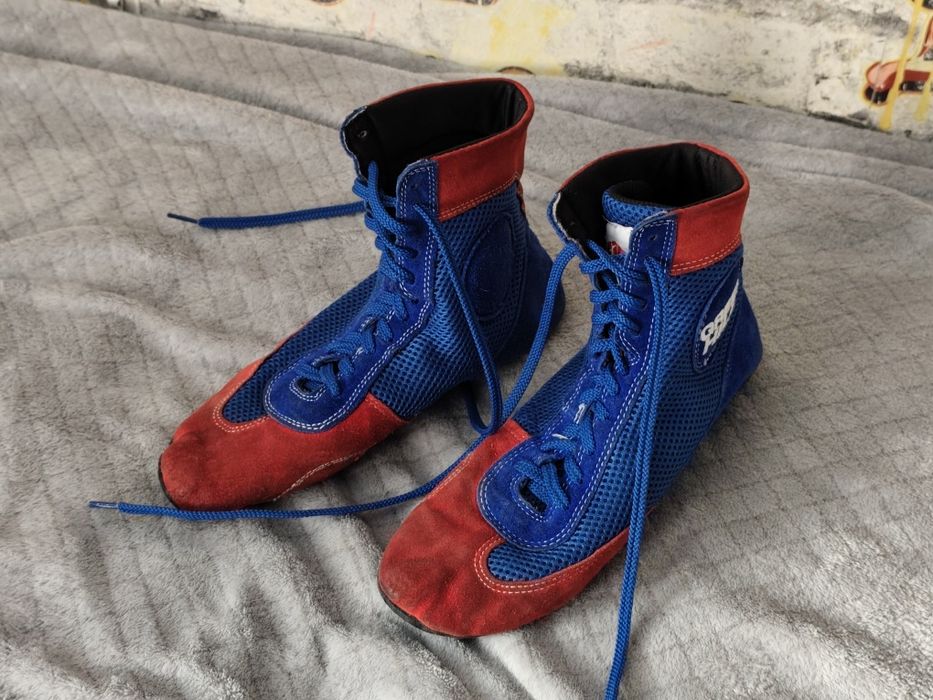 Продам борцовки для самбо