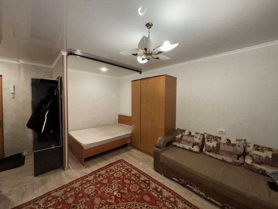 Продам 1 ком квартиру.