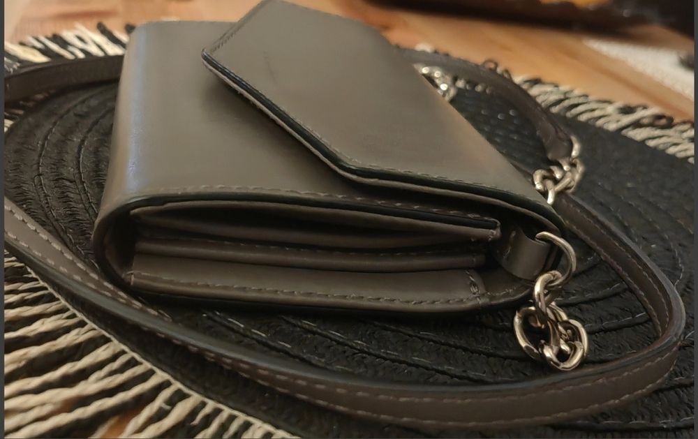 Coccinelle clutch multifuncțional