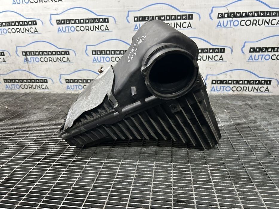 Carcasa filtru aer Volkswagen Touareg 7L facelift 3.0D 2007 - 2011 (1221)