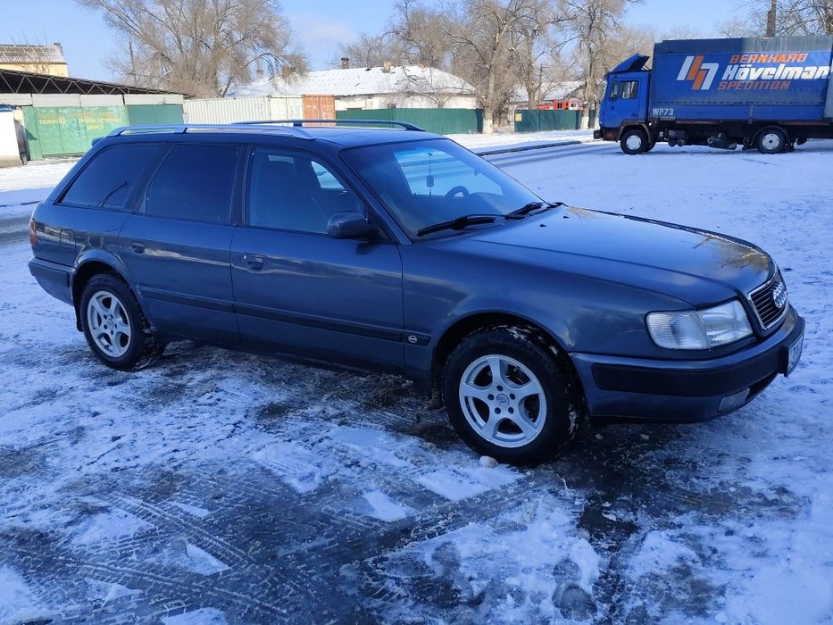 Продам Ауди 100 С4