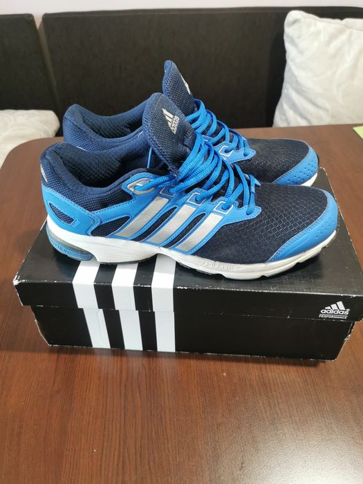 Маратонки Adidas