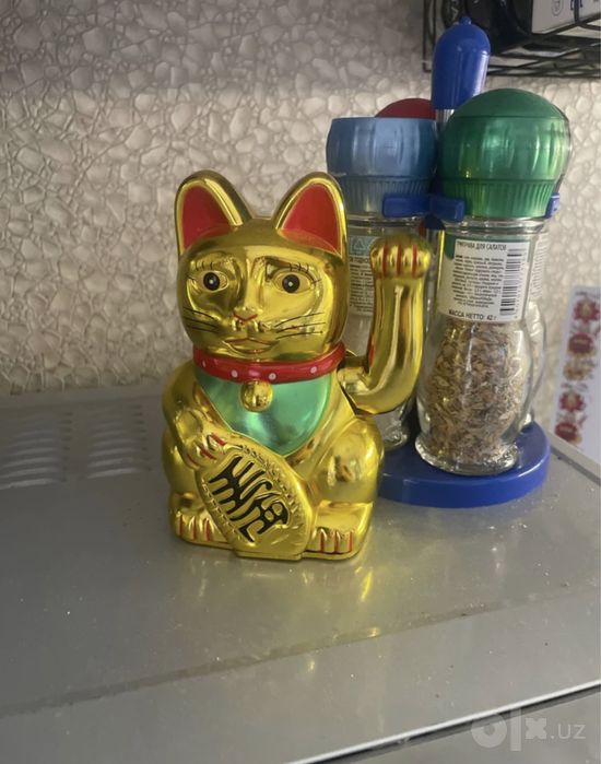 Манэки -Нэко!денежный маятник!кот удачи
