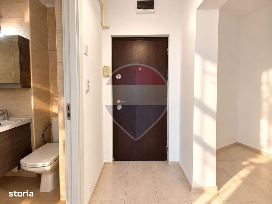 Garsonieră decomandată, cu balcon | 28 mp utili Zona Mioriței, Bacău