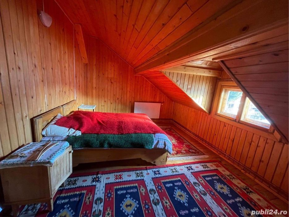 Vilă cu 7 camere in Busteni, cartier Zamora