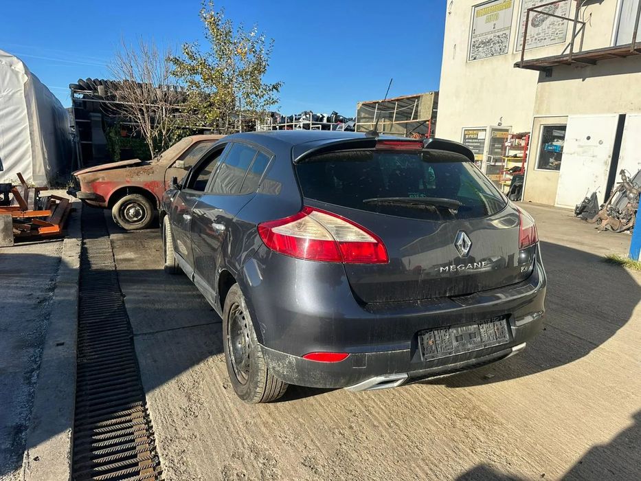 Dezmembrari Renault Megane 3 1.4 tCe