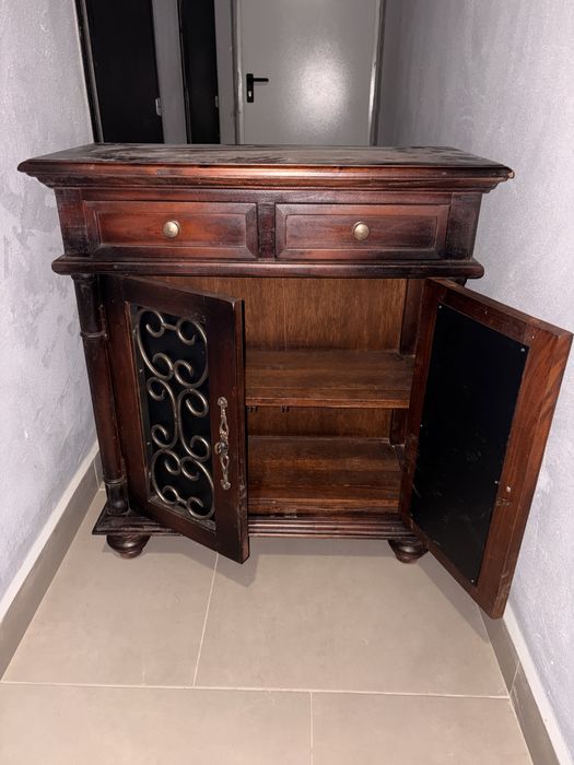 Шкафче за обувки махагон